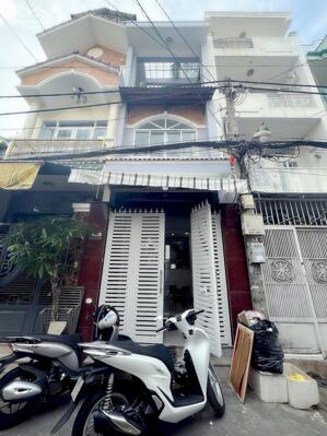 Cho thuê nhà đẹp vào ở ngay đường Bùi Thị Xuân, P3, Tân Bình