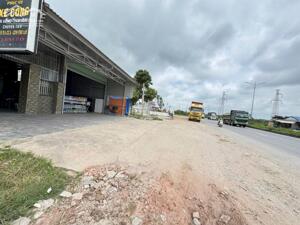 Nhượng lô đất mặt đường Nguyễn Trường Tộ, Hồng Thái kinh doanh thuận tiện