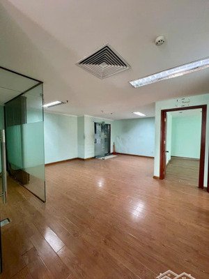 bán sàn văn phòng toà sông đà 131 trần phú, hà đông do không có nhu cầu sd (ko lm vc với môi giới)