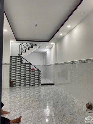 trệt 2 lầu 4x14m có 4pn 3wc sẵn máy lạnh gần emart phan văn trị p5 gv giá 16 triệu