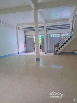cho thuê kho xưởng 8x14m, 1lầu, điện 3pha, tải 8tấn giá 13tr