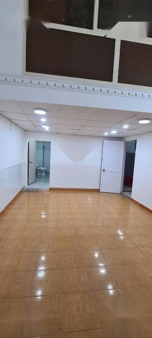cho thuê nhà hẻm 4m (xh) đồng đen, p.14, q.tân bình giá 14tr