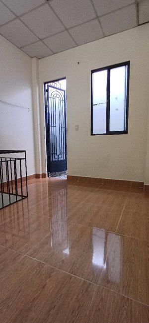 cho thuê phòng trọ mặt tiền hẻm 76 dương cát lợi (chân cầu phú xuân)