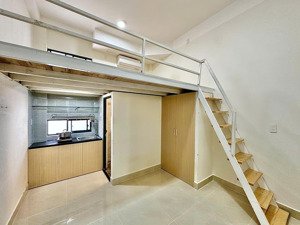 bóc tem gác lửng mới xây full nt ngay cv gia định, gần đh iuh, bv 175
