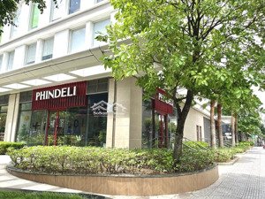 cho thuê shophouse khối đế chung cư orchard parkview... căn góc 252m2 // 163tr
