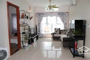 bán chung cư phú thọ q11 .giá 3tỷ .dt70m+2wc+2pn +full nội thất