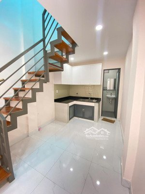 cho thuê nhà 3 tầng sạch đẹp lê quang định, bình thạnh!