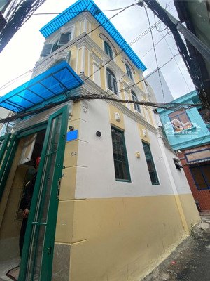cho thuê nhà 3 tầng - hẻm xe hơi tại 1 trần bình trọng, phường 5, bình thạnh