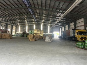 cho thuê kho xưởng tại kcn đức hòa, long an, diện tích: 5.300m2, vp: 390m2, pccc tự động