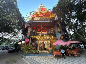 cho thuê nhà mặt phố nguyễn thị định 150m2 x3t, mặt tiền lô góc 30m, mọi mh thông sàn nhận nhà luôn