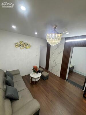 Bán nhà tập thể Thổ Quan - Khâm Thiên - Đống Đa DTSD 65m, 3 ngủ, full nội thất giá 3.79 tỷ