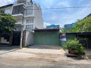 bán đất hẻm đẹp rộng 9m đặng thùy trâm,dt: 6x17m. giá 13,5 tỷ tl. sổ vuông vức không lỗi phong thủy