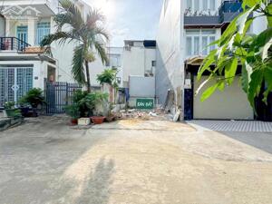 Bán đất view đẹp tại khu tái định cư D2D,giá chỉ 2Tỷ /125m2. Sổ hồng riêng. Full thổ cư