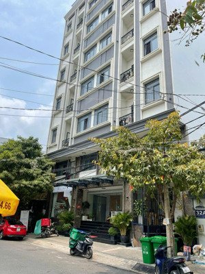 bán tòa căn hộ dịch vụ cao cấp mặt tiền đường 24m thu nhập ổn định 300 triệu/tháng