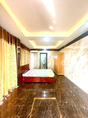 chính chủ gò vấp - bán gáp khách sạn 30 pkd - 2 sao - lợi nhuận 3 ty/năm - đi định cư