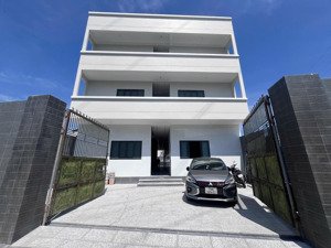 bán chdv 3 tầng đường tân hoà 2, hiệp phú, q9 - 394m2 - 25 tỷ