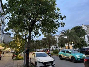hiếm -bán nhà đất mặt phố đào đình luyện-đoàn khuê mặt vinhomes sát hồ harmony quá giá trị