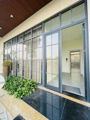 cho thuê mbkd tầng 1 tòa the matrix one- số 1 lê quang đạo- giá chỉ 45tr/tháng