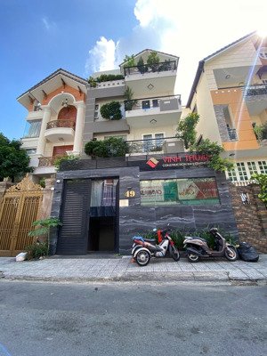 biệt thự khu vip nguyễn văn trỗi quận phú nhuận (8x30m) giá sốc chỉ 52 tỷ