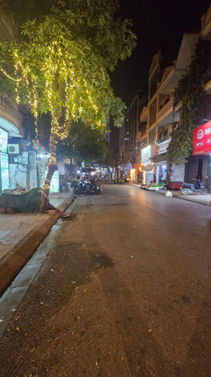 siêu phẩm nhà tt quân đội -số 1 long biên - không có thứ 2 trong khu vực! 28m2 /2 tẩng / 2tỷ78