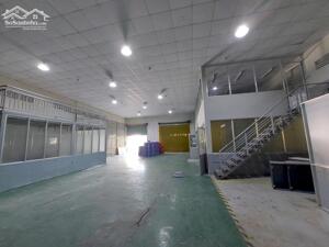 KHO, NHÀ XƯỞNG 300M2 QUỐC LỘ 1A, GIÁ CHỈ 10 TRIỆU