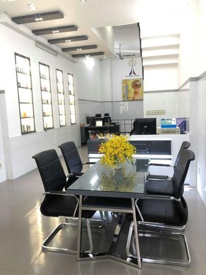 siêu phẩm mặt tiền chợ tân bình nhà 5 tầng thang máy giá chỉ 28 tỷ tl