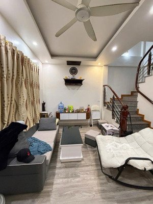 cho thuê nhà xuân phương 40m 4 tầng 4pn full đồ 8 triệu nhận nhà ngay