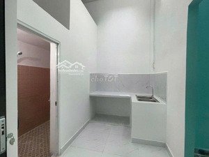 cho thuê nhà hẻm 3m (3 gác) ngô bệ, p.13, q.tân bình giá 9.5tr