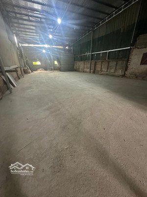 cho thuê 350m2 kho xưởng đẹp tại xuân phương. giá thuê chỉ 26 triệu/tháng xuất vat đầy đủ