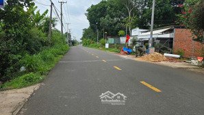 bán đất mặt tiền đường nhựa 1000m2, giá bán 400 triệu chốt bao sổ