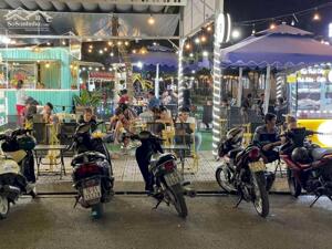 Sang quán cà phê – ăn vặt – tô tượng tại phố đi bộ Bạch Đằng Phú Cường, Thủ Dầu Một – Bình Dương | Diện tích lớn 400m² – Giá chỉ 110 triệu, full đồ