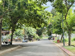 em bán đất sổ đỏ giá tốt tại kdc phong phú 4 - khang điền, ngay công viên mát mẻ - 5,6 tỷ - 100m2