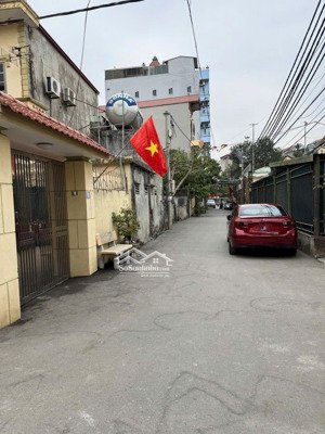 bán nhà phú lương - ô tô tải đỗ - dân xây 35m x 4 tầng - 6.35 tỷ lh: 