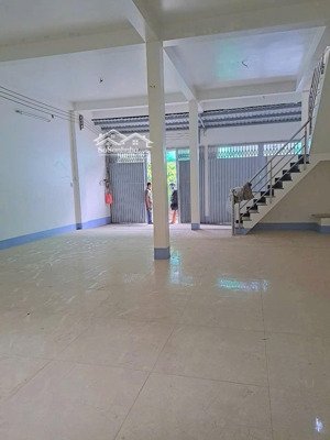 cho thuê nhà kho hương lộ 2 gần bệnh viện bình tân 815_1 lầu đúc hướng tây, đường 7m thông
