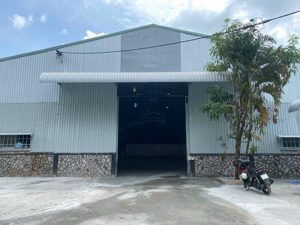 cho thuê 1000m kho xưởng khu công nghiệp tân bình