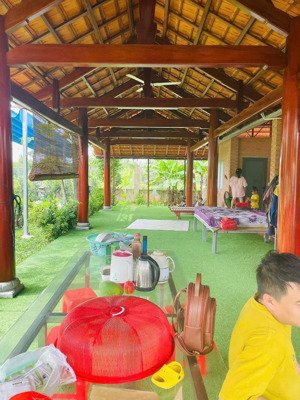 bán nhà vườn cực đẹp tp. dĩ an chỉ chưa tới 10 triệu/m diện tích lớn hiếm có: 1.700m