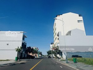 shock lần đầu tiên xuất hiện e4 hướng phố ocean dunes phan thiết 140m2, giá rẻ