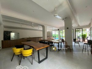 mặt bằng kinh doanh, sẵn hồ bơi tại trần văn sắc, thảo điền, quận 2 (dt 130m2). giá thuê 79tr/th