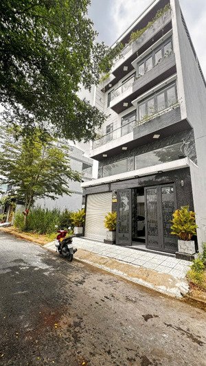 nhà 98m² (7x15m) 5pn full nội thất sổ hồng riêng hxh ở ngay, không cần sửa - chỉ 8,9 tỷ