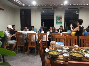 sang nhượng quán ăn tại trần duy hưng 65m2 mt 6m ngõ ô tô kinh doanh tốt, để lại toàn bộ nội thất