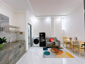 căn hộ 1 phòng ngủ free tất cả phí dịch vụ ở trần hữu trang, q. phú nhuận