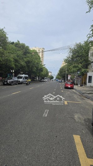 bán nhà mặt tiền nguyễn hữu cảnh vị trí kinh doanh buôn bán .