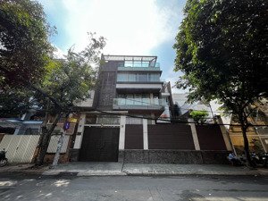 bán biệt thự khu a trường sơn, phuờng 15, quận 10 - dt 15x20m - giá 160 tỷ