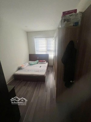 bán căn hộ 2pn view nhìn trọn thành phố nhà còn rất mới và đẹp có hổ trợ vay ngân hàng 70%