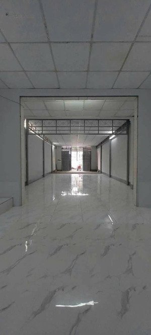 cho thuê nhà xưởng/vp mới sạch sẽ cách nguyễn ảnh thủ chỉ 20m p. trung mỹ tây, quận 12