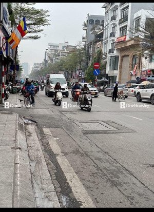 bán nhà mặt phố tôn đức thắng, kinh doanh đỉnh, 65m2, mặt tiền siêu khủng, vỉa hè rộng, 23 tỷ