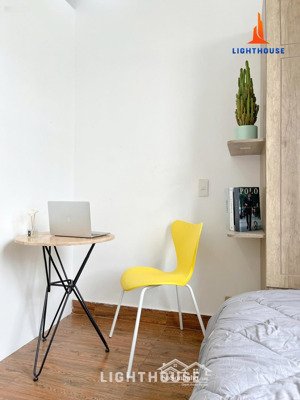 phòng xinh 1 phòng ngủ - cửa sổ đón nắng ấm gần cộng hoà