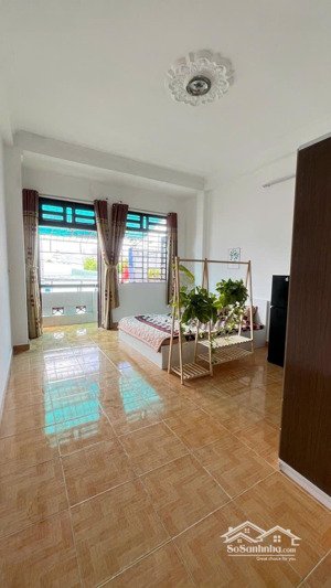 chính chủ cho phòng căn hộ dv full đầy đủ nội thất, đường lớn