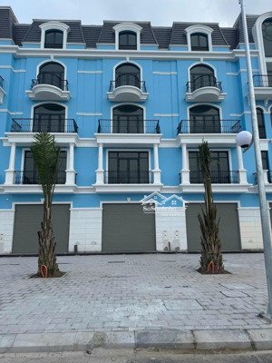 bán cắt lỗ căn shophouse đồi rồng z6-nd-sh17-06, dt: 132,12m2, mt: 6m, dtxd: 490m2