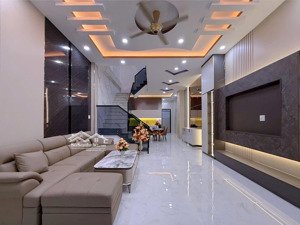 kẹt tiền - nhà 1 trệt 2 lầu - full nội thất - 1 tỷ 550 triệu miễn thương lượng có ngân hàng hỗ trợ